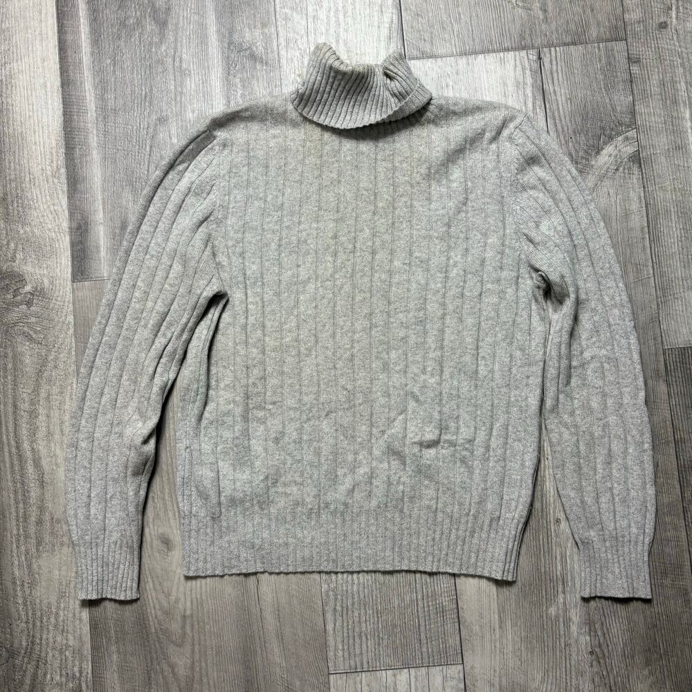 Country Shop Women’s Cashmere Turtleneck Sweater size medium